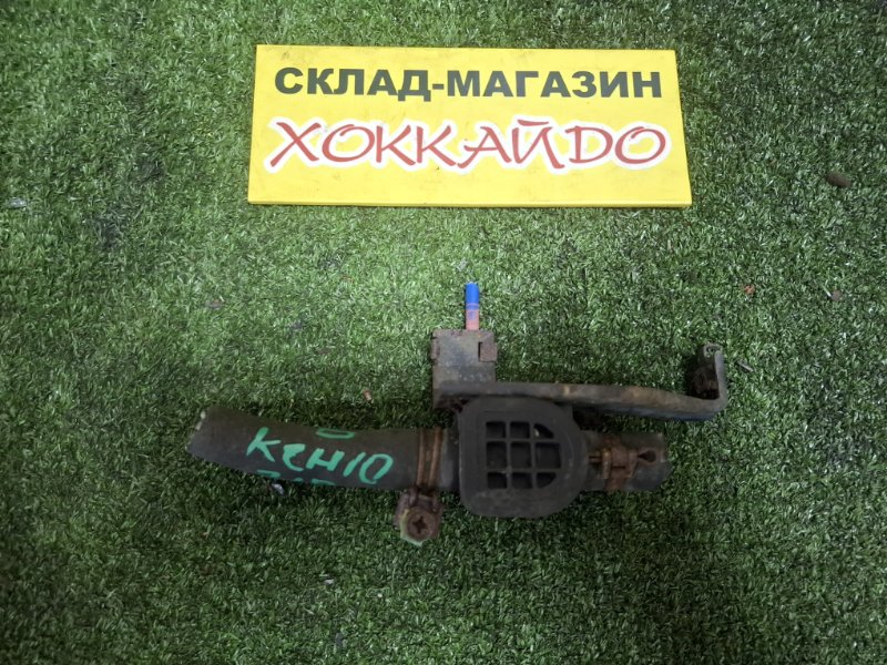 Кран отопителя Toyota Granvia KCH10 1KZ-TE 08.1995 (б/у)