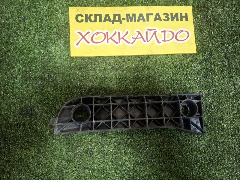 Клипса бампера Toyota Succeed NCP55V 1NZ-FE 07.2002 задняя левая (б/у)