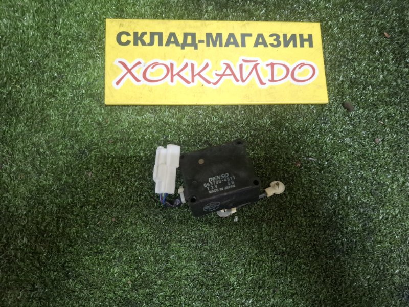Привод заслонок отопителя Toyota Mark II JZX100 1JZ-GE 09.1996 (б/у)