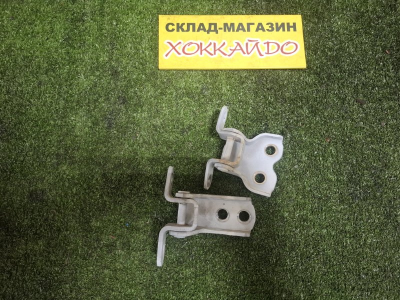Петля двери Toyota Succeed NCP55V 1NZ-FE 07.2002 передняя правая (б/у)