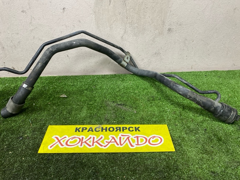 Горловина топливного бака Toyota Wish ZNE10G 1ZZ-FE 01.2003 (б/у)