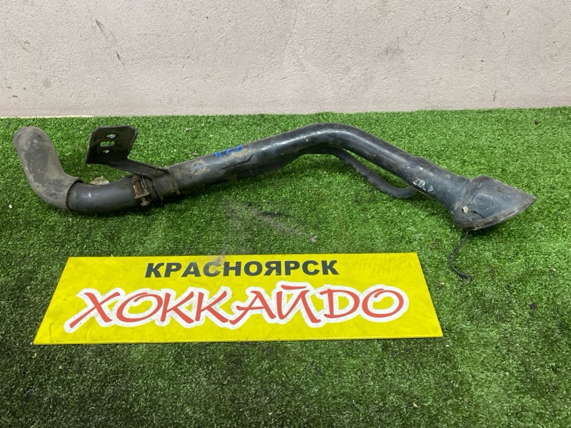 Горловина топливного бака Nissan Cube BZ11 CR14DE 10.2002 (б/у)