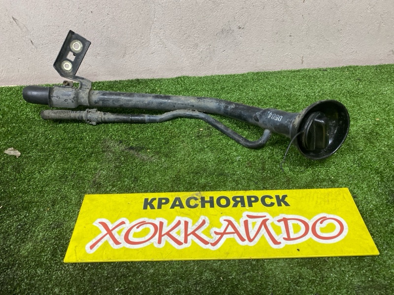 Горловина топливного бака Nissan Cube BZ11 CR14DE 10.2002 (б/у)