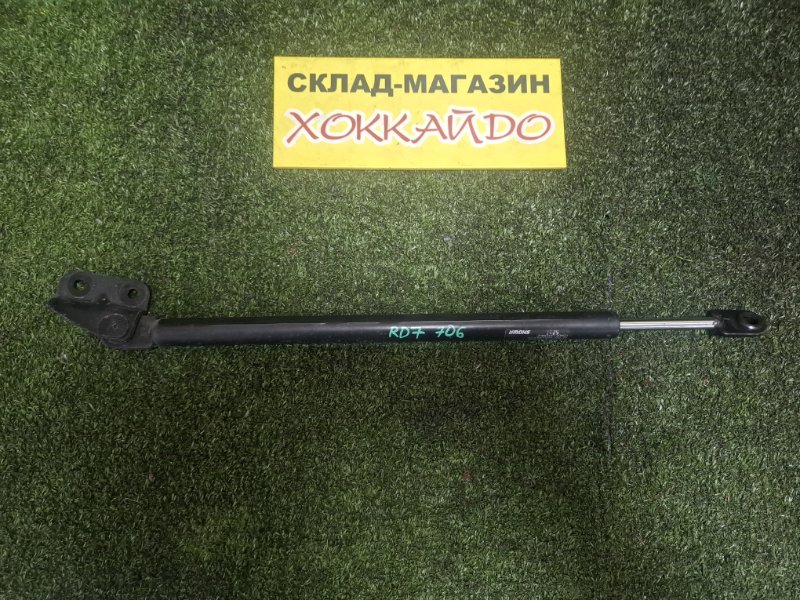 Амортизатор багажника Honda CR-V RD7 K24A 09.2004 (б/у)