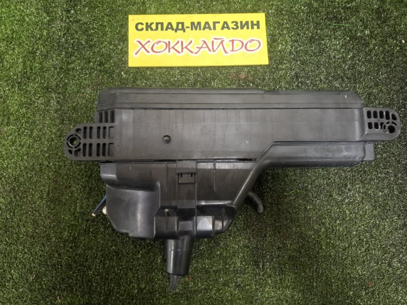 Блок предохранителей Toyota Nadia SXN10 3S-FE 08.1998 (б/у)