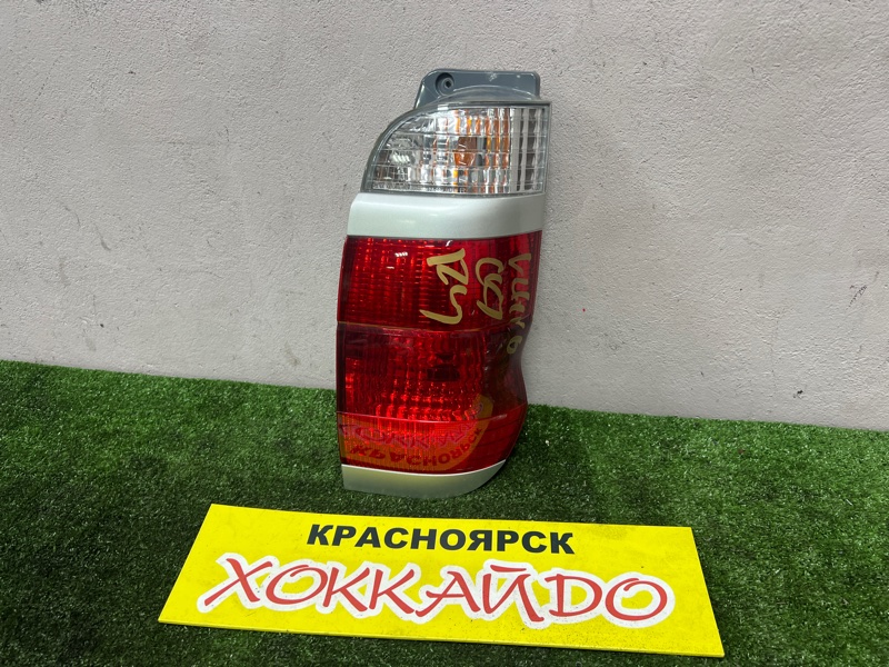 Фонарь стоп-сигнала Toyota Granvia VCH16W 5VZ-FE 08.1999 правый (б/у)