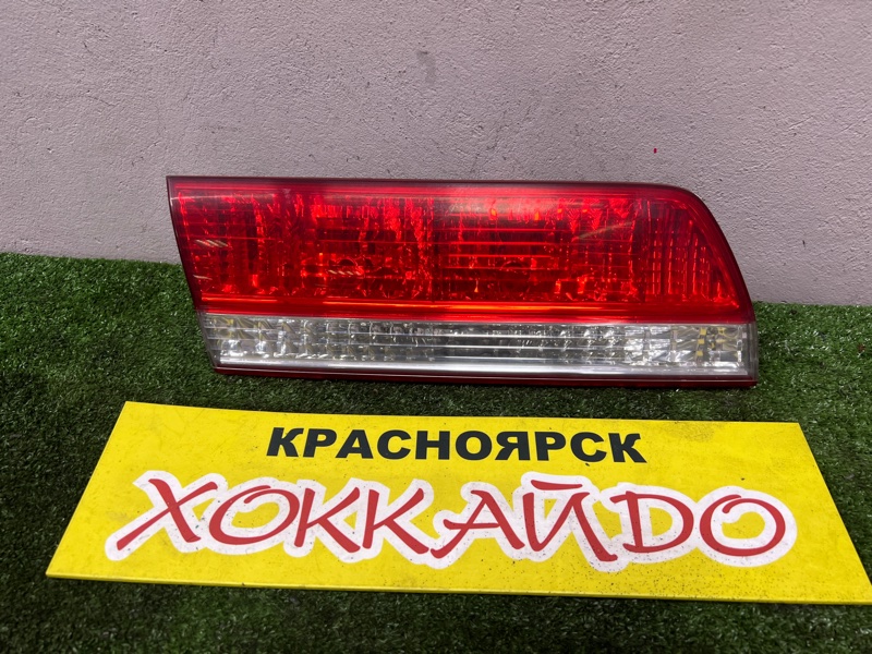Фонарь вставка багажника Toyota Mark II GX100 1G-FE 08.1998 левый (б/у)