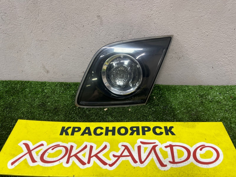Фонарь вставка багажника Mazda Axela BKEP LF-VE 06.2006 правый (б/у)