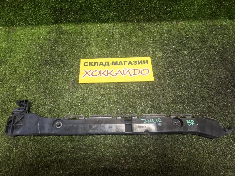 Клипса бампера Toyota Wish ZNE10G 1ZZ-FE 09.2005 задняя правая (б/у)