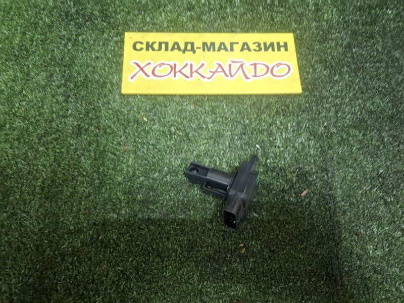 Датчик расхода воздуха Toyota Isis ZNM10W 1ZZ-FE 09.2004 (б/у)