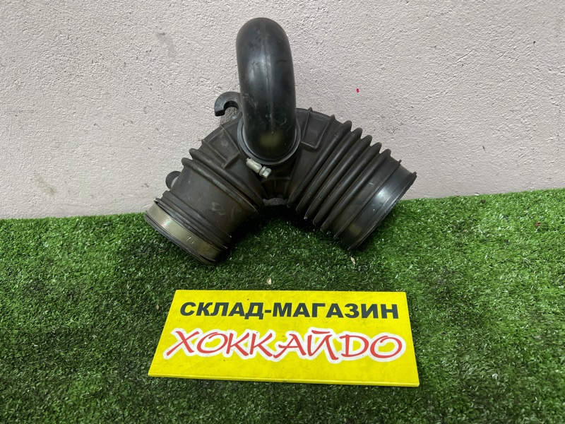 Патрубок воздушного фильтра Honda Inspire CC2 G25A 01.1992 (б/у)