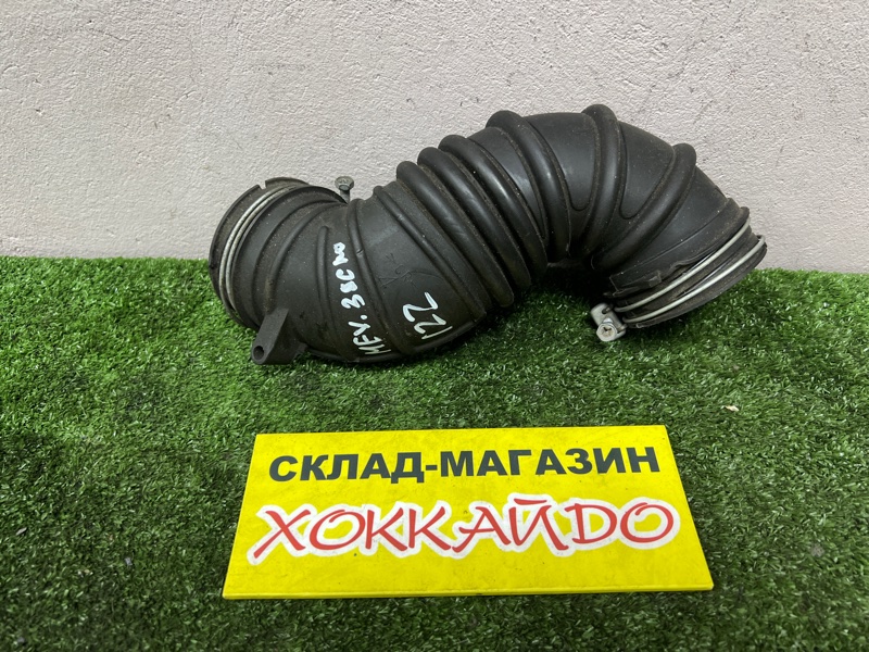Патрубок воздушного фильтра Toyota Wish ZNE10G 1ZZ-FE 09.2005 (б/у)