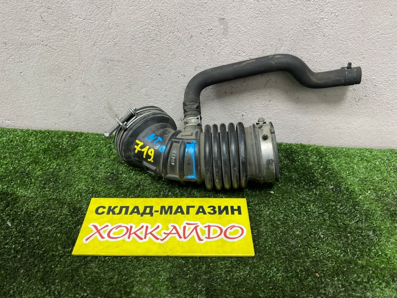 Патрубок воздушного фильтра Nissan X-Trail NT30 QR20DE 06.2003 (б/у)