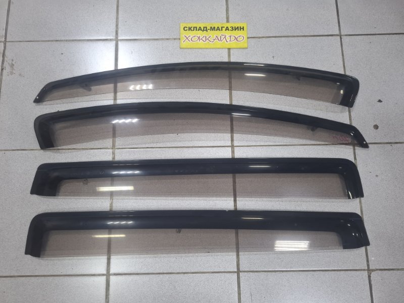 Ветровик Toyota Wish ZNE10G 1ZZ-FE 09.2005 (б/у)