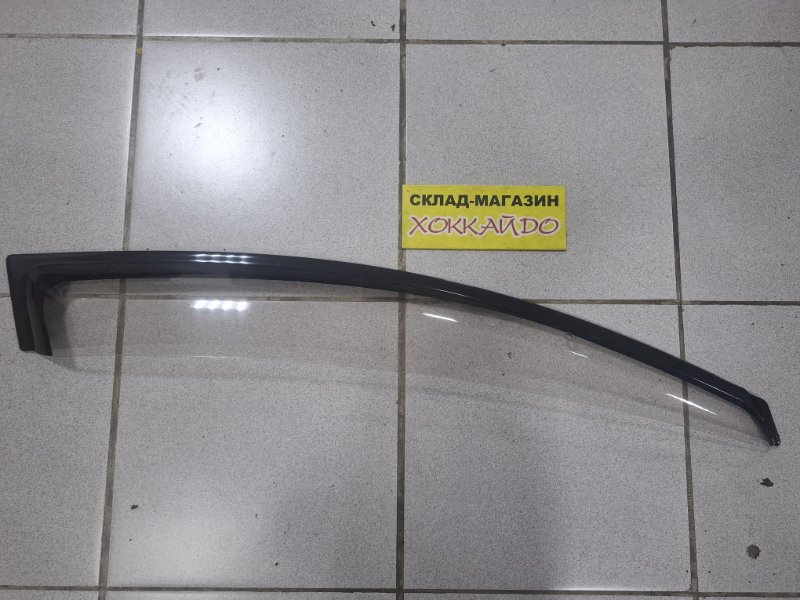 Ветровик Toyota Ipsum ACM26W 2AZ-FE 05.2001 передний правый (б/у)