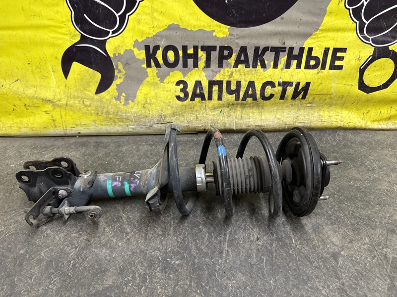 Стойка подвески Mitsubishi Delica D:5 CV5W 4B12 01.2007 передняя правая (б/у)