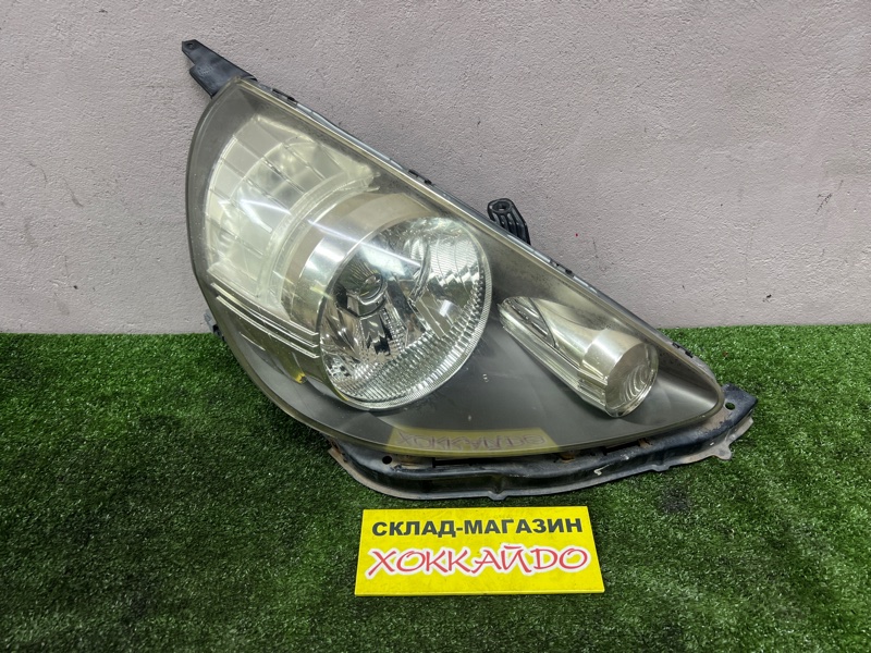 Фара Honda FIT GD1 L13A 06.2001 правая (б/у)