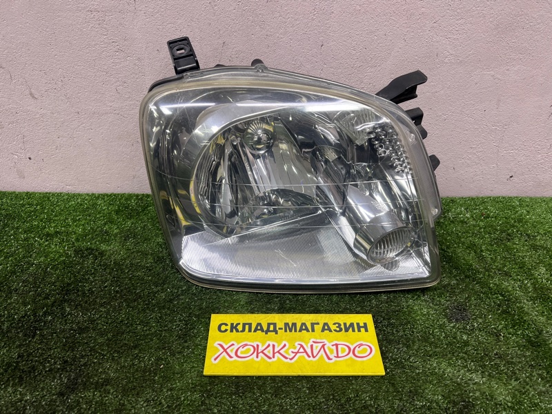 Фара Mitsubishi Dion CR9W 4G63 01.2000 правая (б/у)