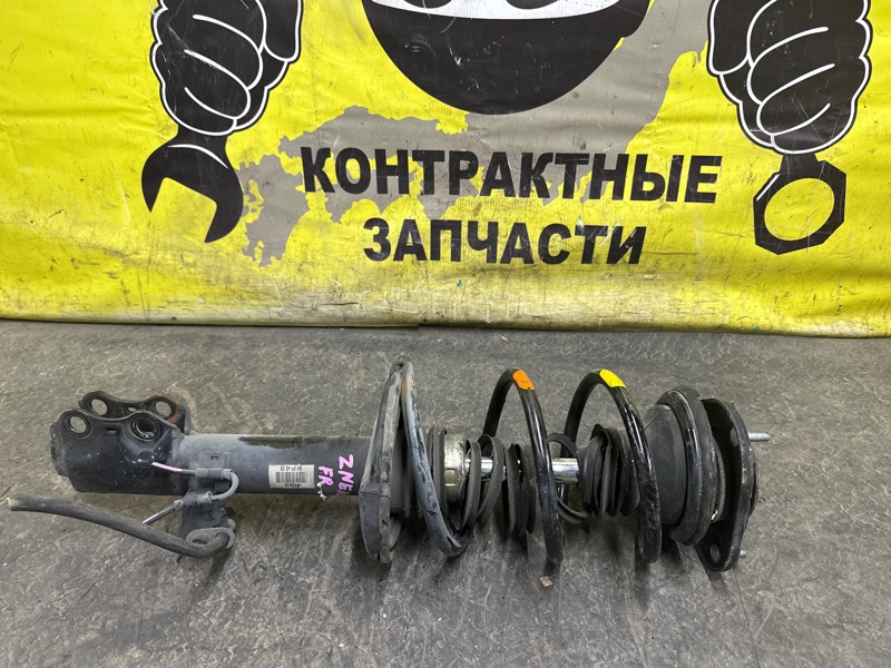 Стойка подвески Toyota Wish ZNE10G 1ZZ-FE 01.2003 передняя правая (б/у)