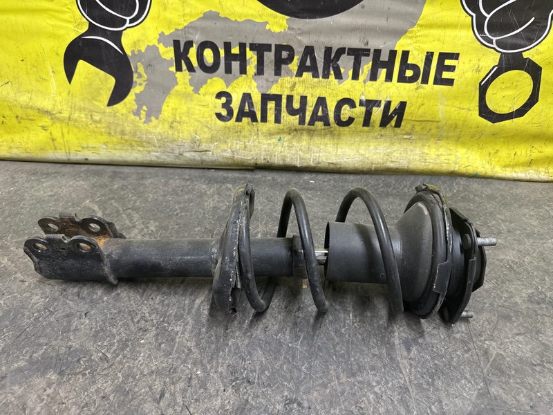 Стойка подвески Toyota Caldina ST215W 3S-GTE 1.2000 передняя левая (б/у)