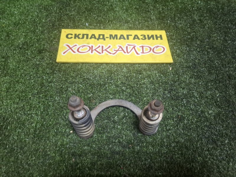 Болт глушителя Honda CR-V RD7 K24A 09.2004 (б/у)