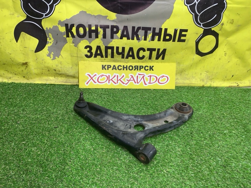 Рычаг подвески нижний Honda FIT GD1 L13A 06.2001 передний правый (б/у)