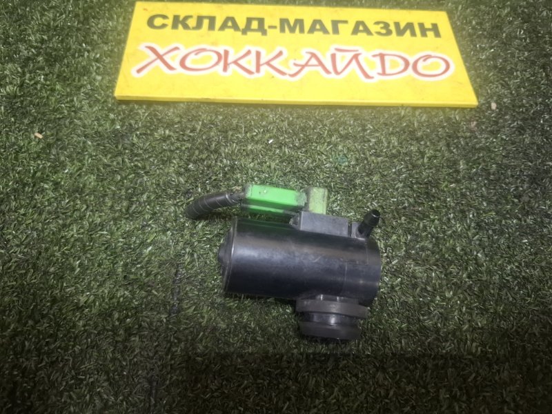 Мотор омывателя Subaru Forester SG5 EJ205 02.2002 передний (б/у)
