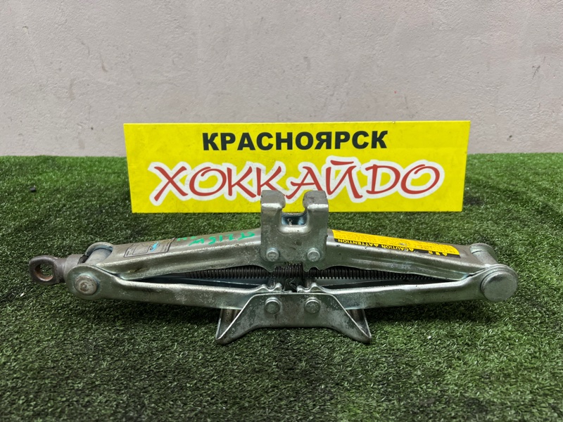 Домкрат Toyota Caldina ST215W 3S-GTE 1.2000 (б/у)