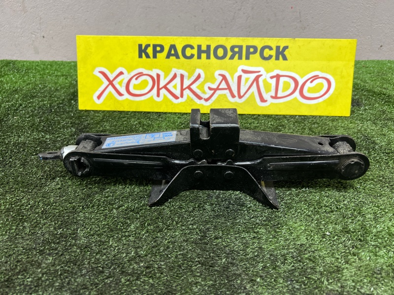 Домкрат Mazda Axela BKEP LF-VE 06.2006 (б/у)