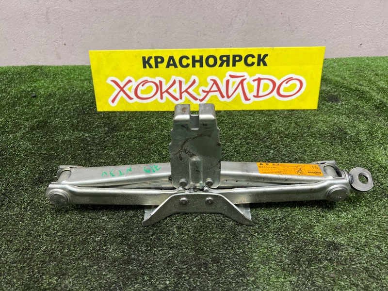 Домкрат Nissan X-Trail NT30 QR20DE 06.2003 (б/у)