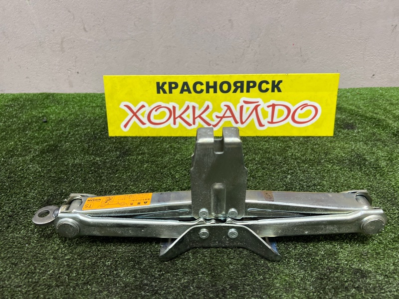 Домкрат Nissan X-Trail NT30 QR20DE 06.2003 (б/у)