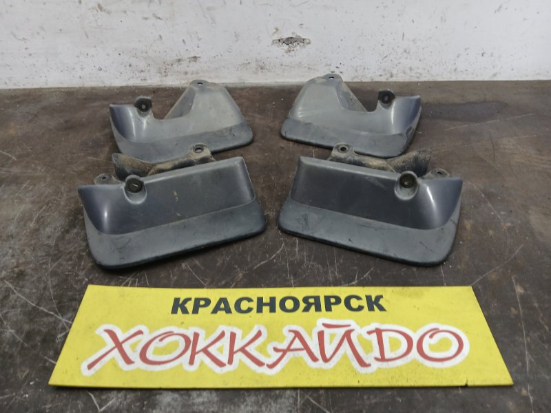 Брызговики Toyota Granvia KCH10 1KZ-TE 08.1995 (б/у)