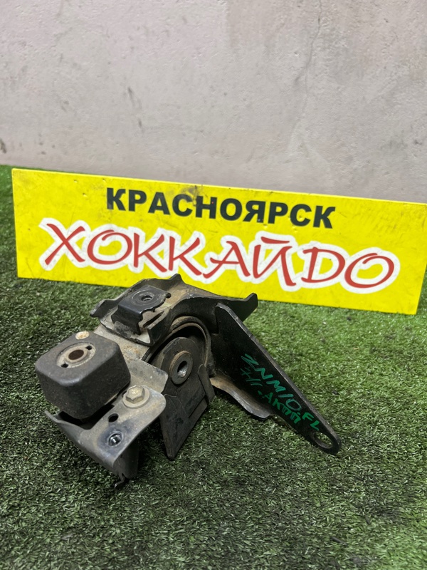 Подушка двигателя Toyota Isis ZNM10W 1ZZ-FE 09.2004 левая (б/у)