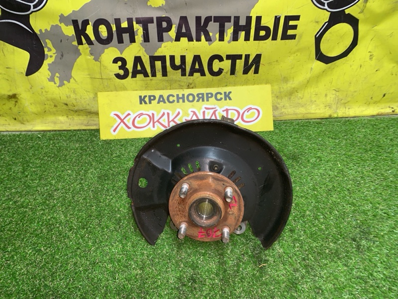 Ступица Toyota Funcargo NCP20 2NZ-FE 08.1999 передняя левая (б/у)