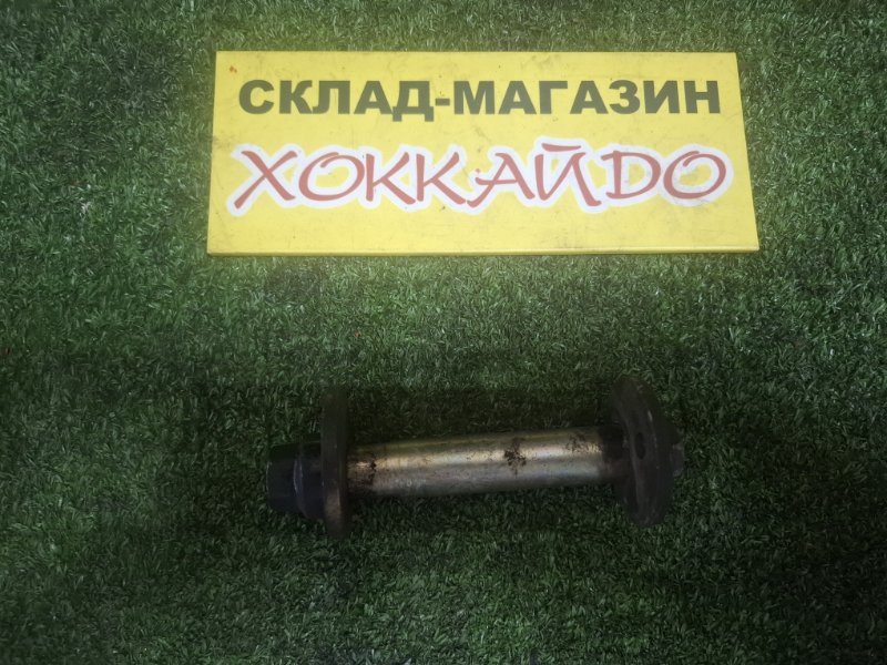 Болт регулировочный Toyota Granvia KCH10 1KZ-TE 08.1995 задний (б/у)