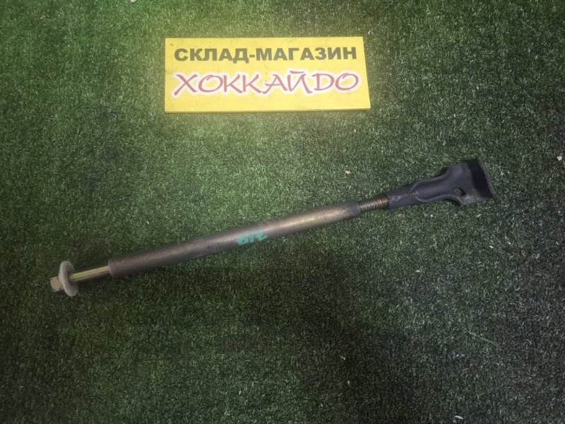 Болт Toyota Ipsum SXM10G 3S-FE 04.1998 (б/у)