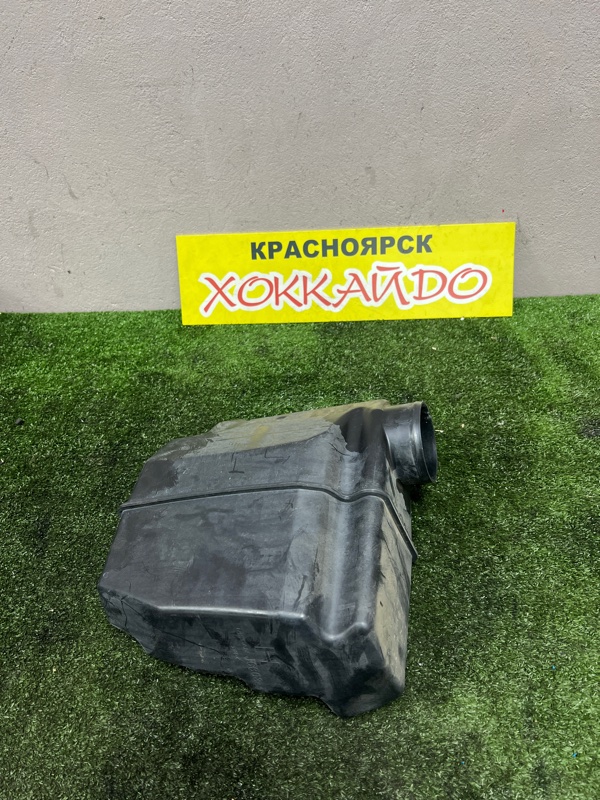 Резонатор воздушного фильтра Nissan X-Trail TNT31 QR25DE 08.2007 (б/у)
