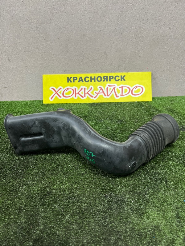 Воздухозаборник Honda CR-V RD7 K24A 09.2004 (б/у)