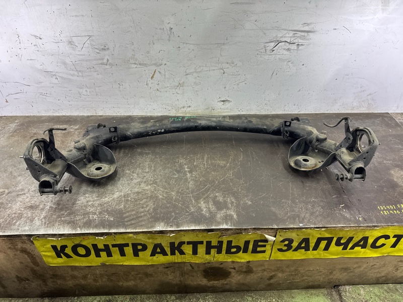 Балка поперечная Toyota Nadia SXN10 3S-FE 08.1998 задняя (б/у)