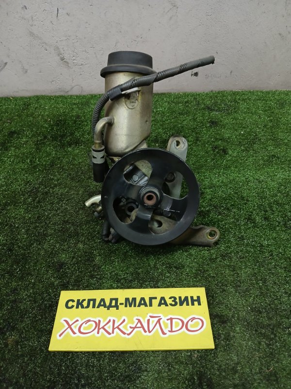 Насос гидроусилителя Toyota Platz NCP12 1NZ-FE 08.1999 (б/у)
