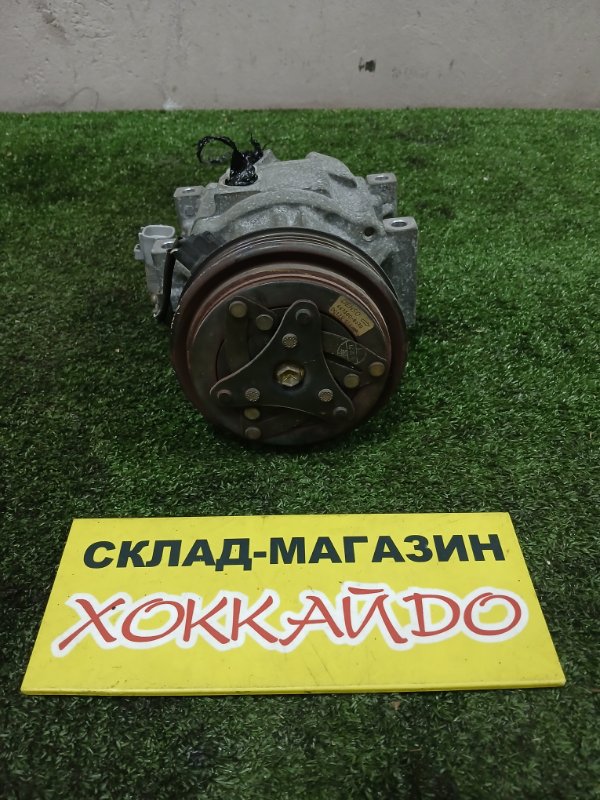 Компрессор кондиционера Toyota Platz NCP12 1NZ-FE 08.1999 (б/у)