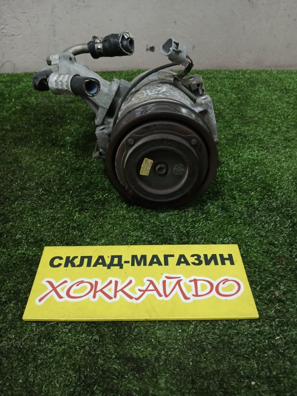 Компрессор кондиционера Toyota Ipsum ACM21W 2AZ-FE 05.2001 (б/у)
