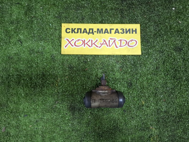 Рабочий тормозной цилиндр Toyota Granvia KCH10 1KZ-TE 08.1995 задний правый (б/у)