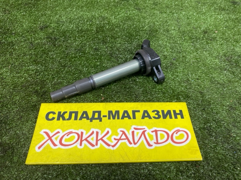 Катушка зажигания Toyota Voxy ZRR80G 3ZR-FAE 01.2014 (б/у)