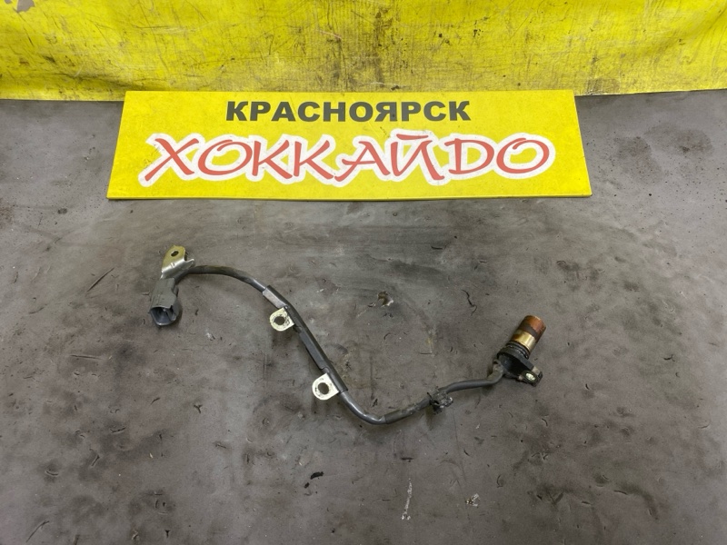 Датчик положения коленвала Toyota Ipsum ACM21W 2AZ-FE 10.2003 (б/у)
