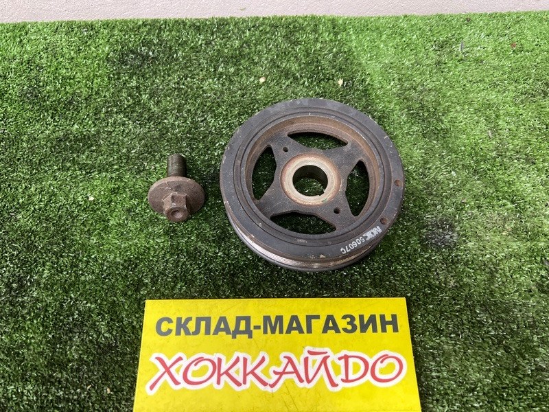 Шкив коленвала Nissan Serena NC25 MR20DE 05.2005 (б/у)