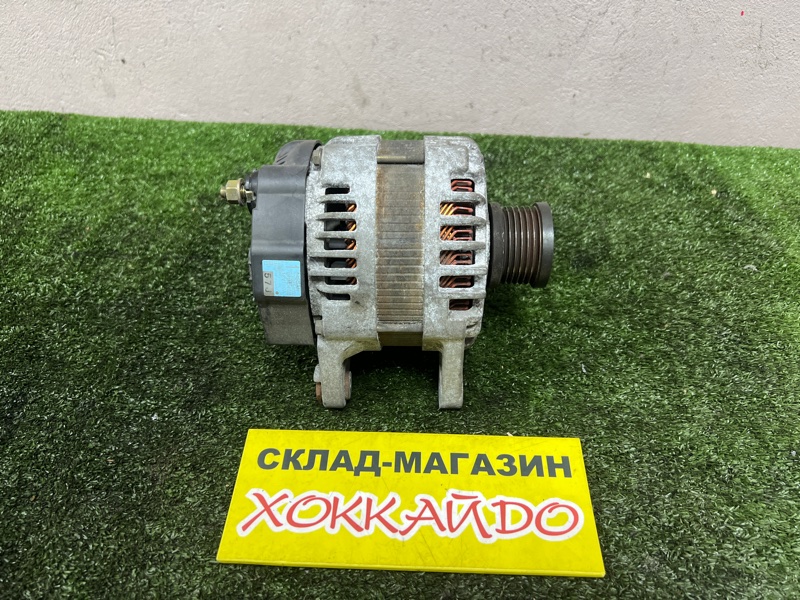 Генератор Nissan Serena NC25 MR20DE 05.2005 (б/у)