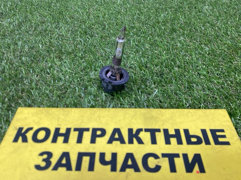 Лампа ксеноновая Honda Stepwgn RF3 K20A 05.2001 (б/у)