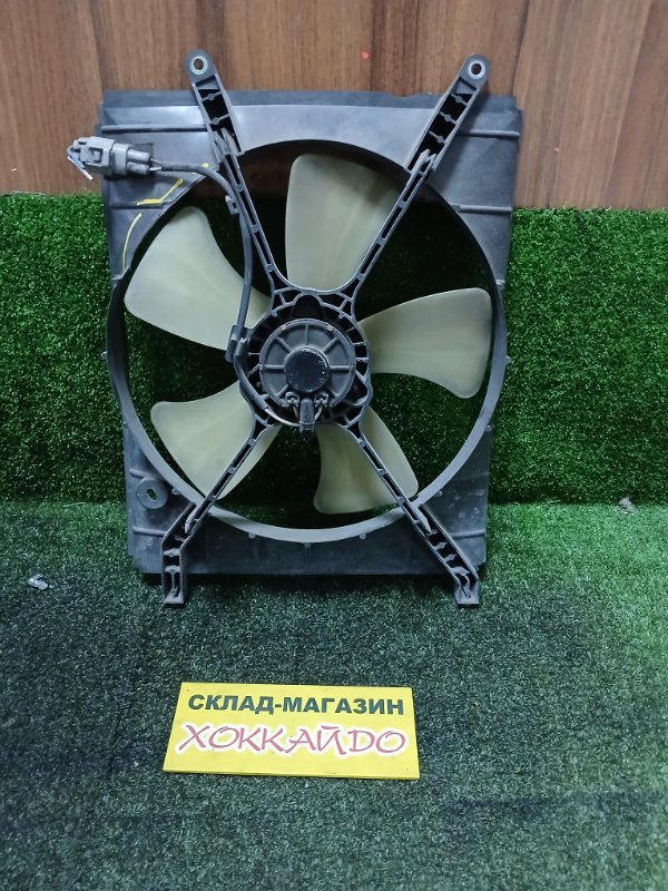 Вентилятор радиатора двигателя Toyota Gaia SXM10G 3S-FE 05.1998 левый (б/у)