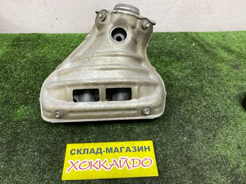 Коллектор выпускной Toyota Wish ZNE10G 1ZZ-FE 09.2005 (б/у)